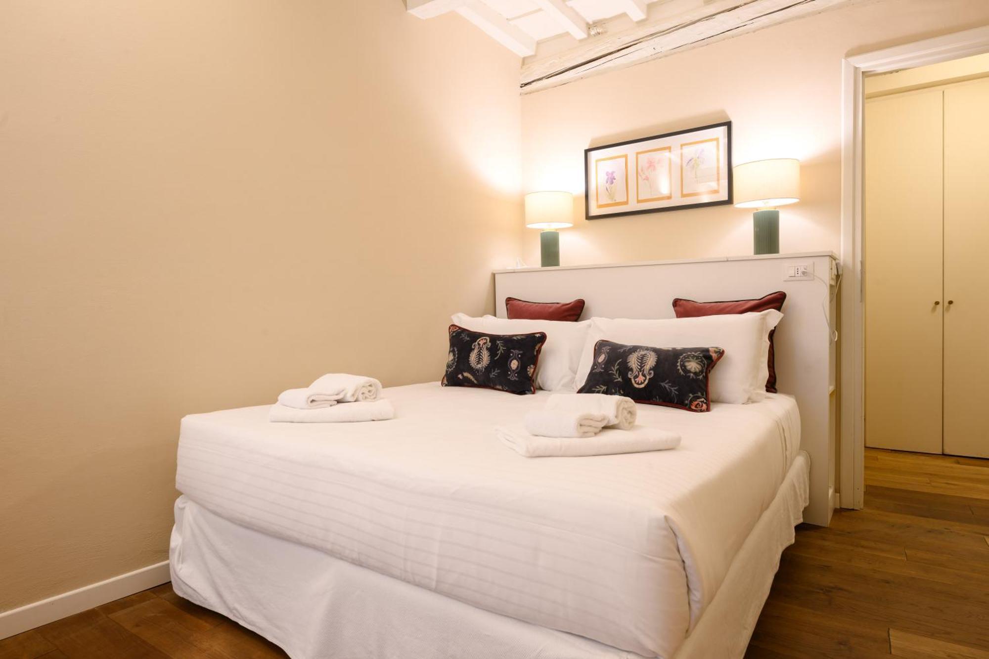 Santa Croce Charming Apartment Firenze Bagian luar foto