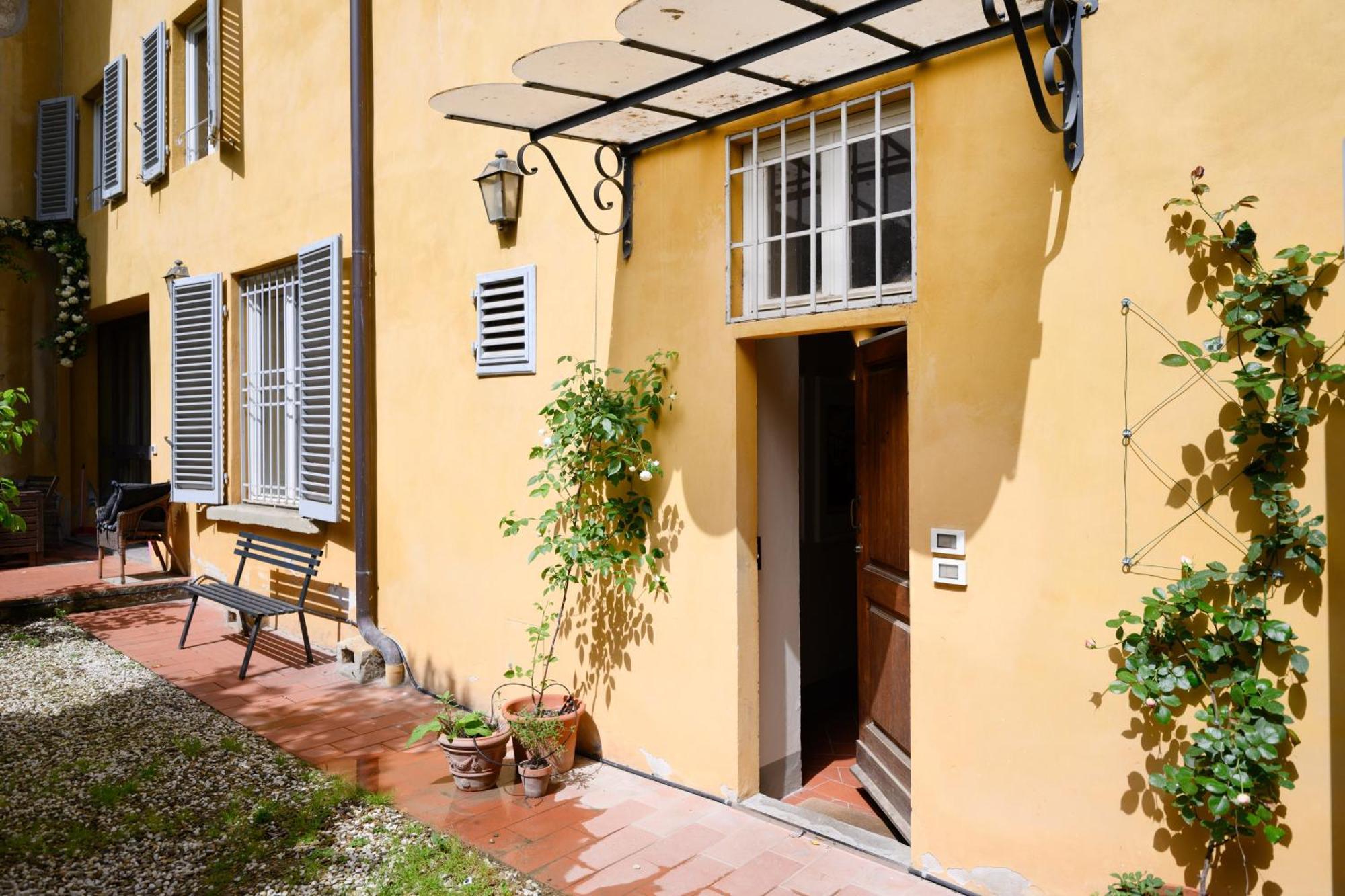 Santa Croce Charming Apartment Firenze Bagian luar foto